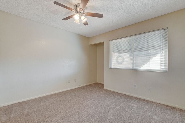 Building Photo - 6750 Del Rey Ave