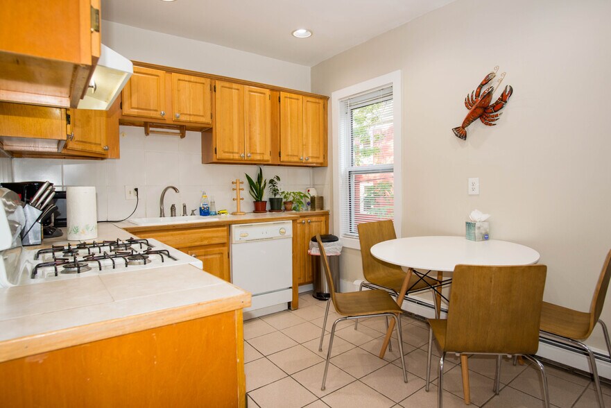 Primary Photo - 1 Torpie St