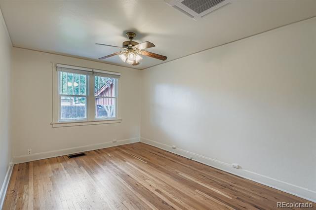Building Photo - 430 S Corona St