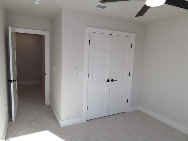 Building Photo - 1891 Lapis Ave