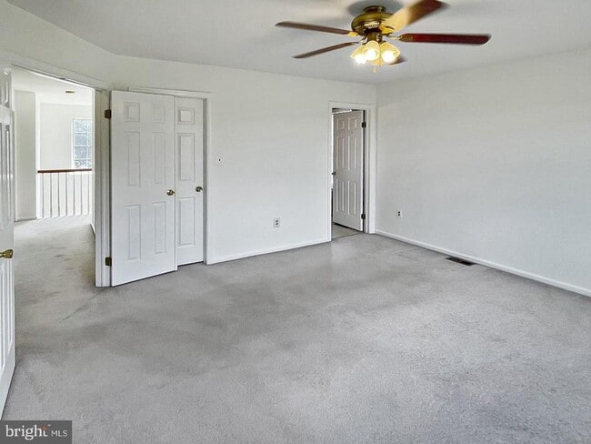 Building Photo - 310 Deer Run Ct