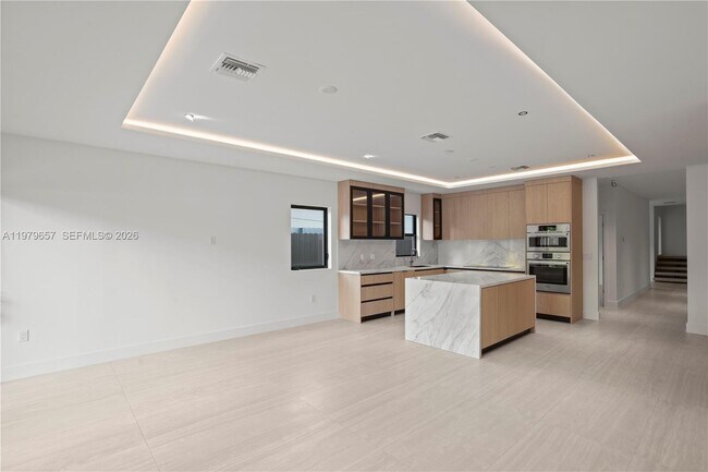 Building Photo - 3187 SW 23rd St