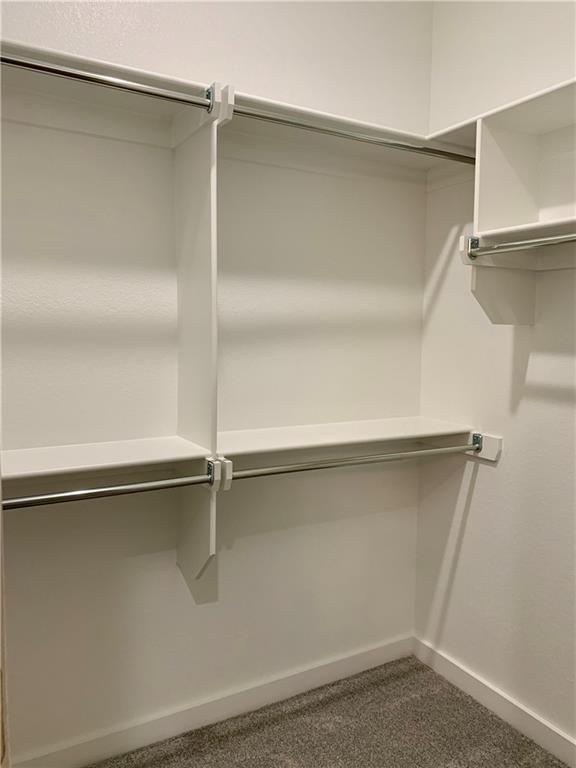 Building Photo - 402 Red Robin St