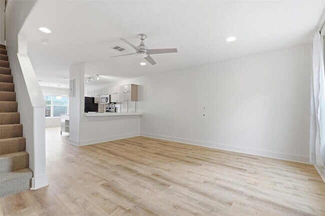 Building Photo - 1101 Grove Blvd