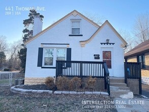 Building Photo - 441 Thomas Ave