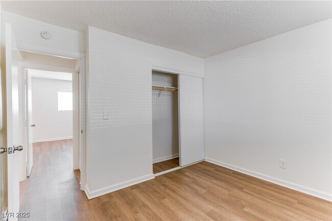 Building Photo - 4605 Cinderella Ln