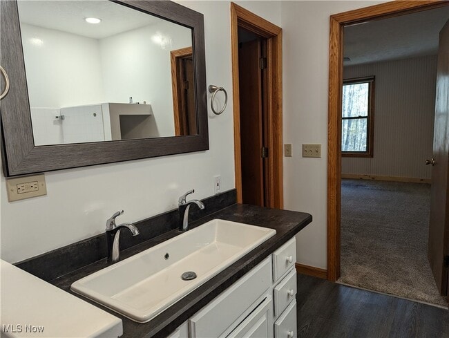 Building Photo - 13807 Equestrian Dr