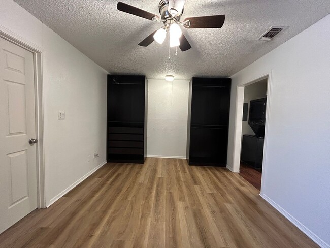 Building Photo - "Fort Worth Texas Homes for Rent"  Darling...