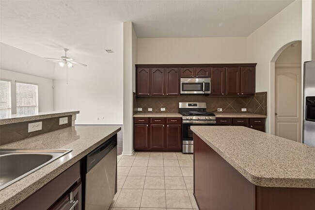 Building Photo - 9202 Sorrell Hollow Ln