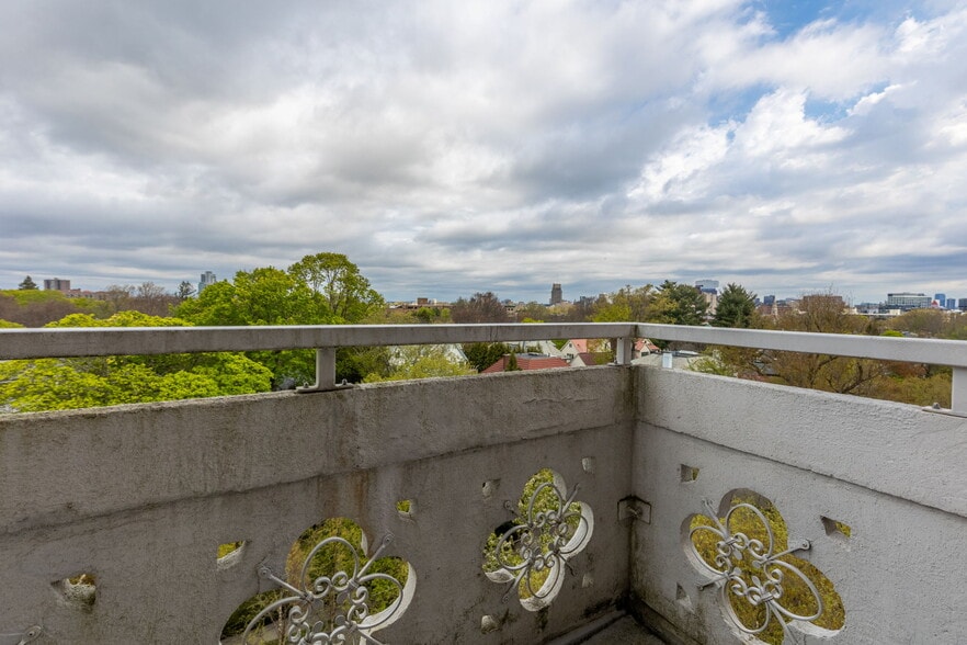 Building Photo - 20 Chapel St