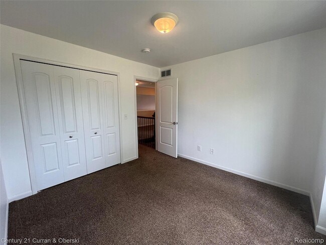 Building Photo - 3493 Silver Stone Dr
