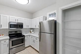 Building Photo - Comfort, Space & Style – All in One Place