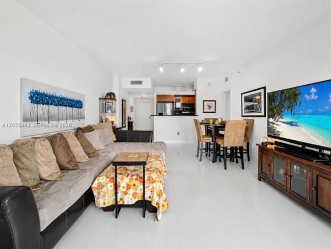Building Photo - 335 S Biscayne Blvd