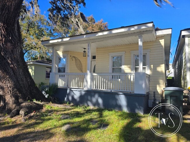 Primary Photo - RATE DROP ALERT (was $1900/month)!