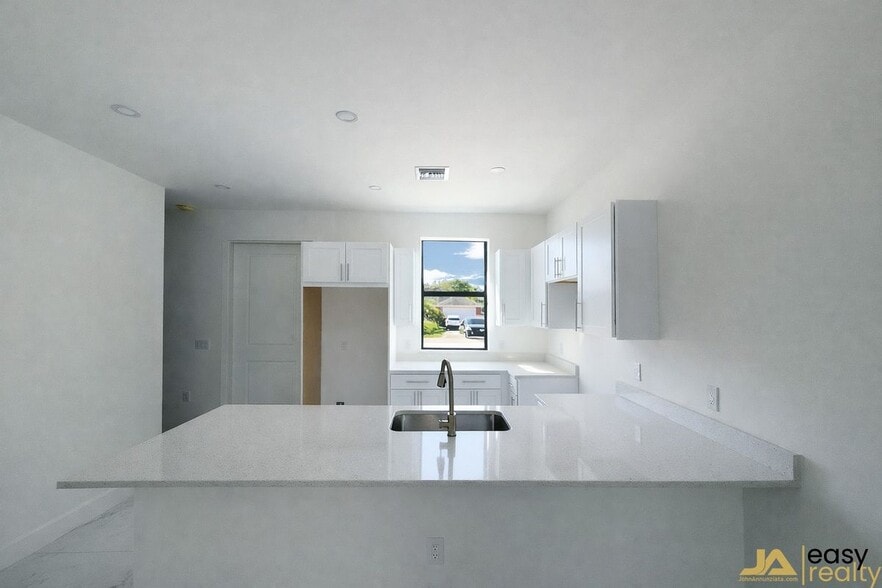 Building Photo - 1047 Jaguar Blvd