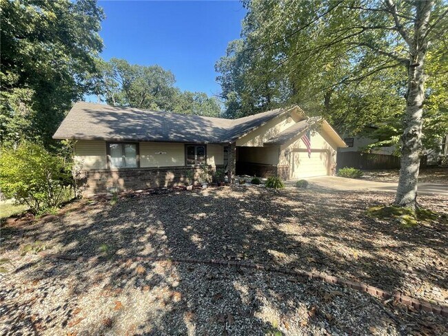 Building Photo - 25 N Cerney Ln