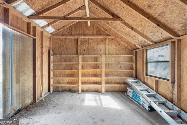 Building Photo - 2026 Harwinor Rd SE