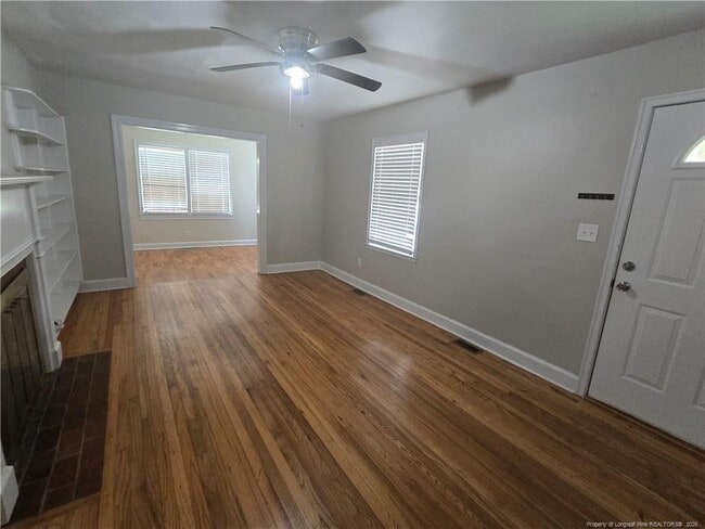 Building Photo - 2705 Pecan Dr