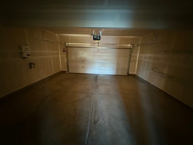 Building Photo - 4364 White Ash Ln