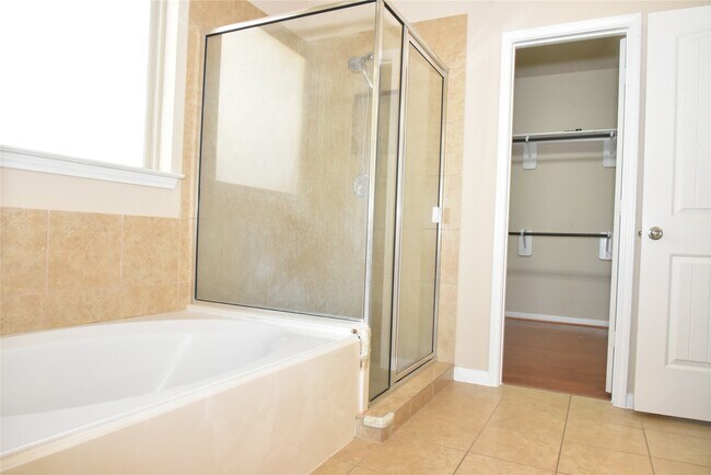 Building Photo - 13806 Wixford Trail