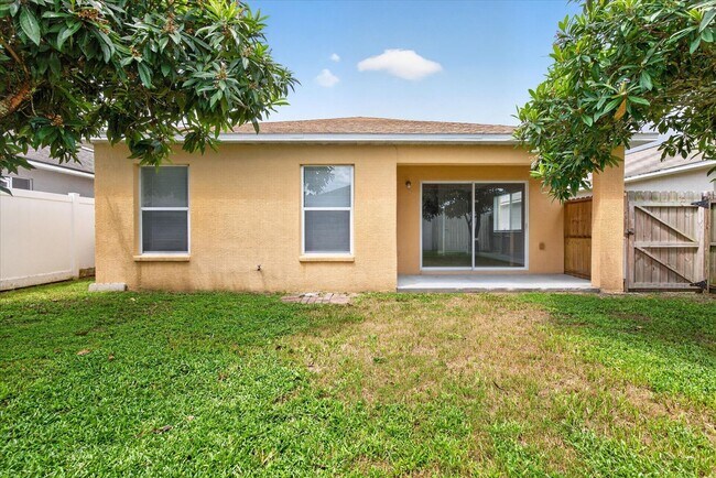 Building Photo - 557 Lindsay Anne Ct