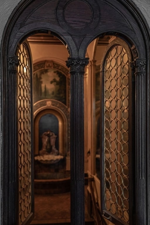 Building Photo - 107 Beacon St