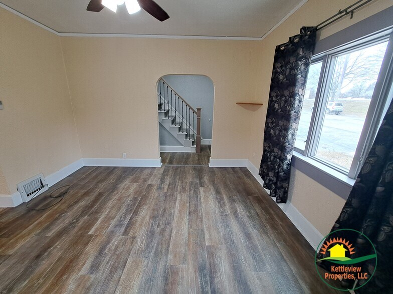 Living Room - 707 State Street