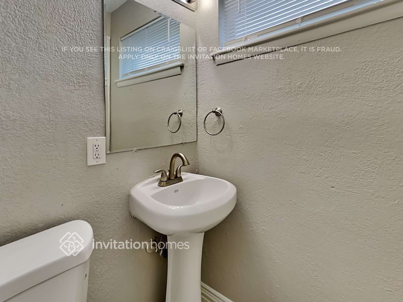 Building Photo - 4539 Scottsdale Dr