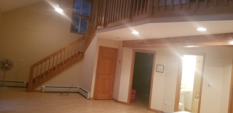 Building Photo - 12 Cornwall Pl