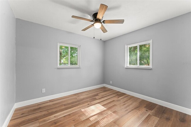 Building Photo - 2503 Highlawn Ave