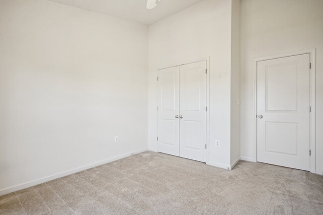 Building Photo - This beautiful townhome spans three finished levels and over 2800 square feet.