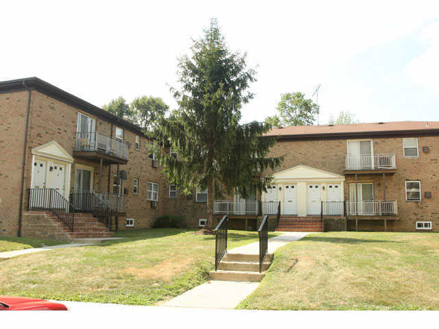 Courtyard - Parkside Court