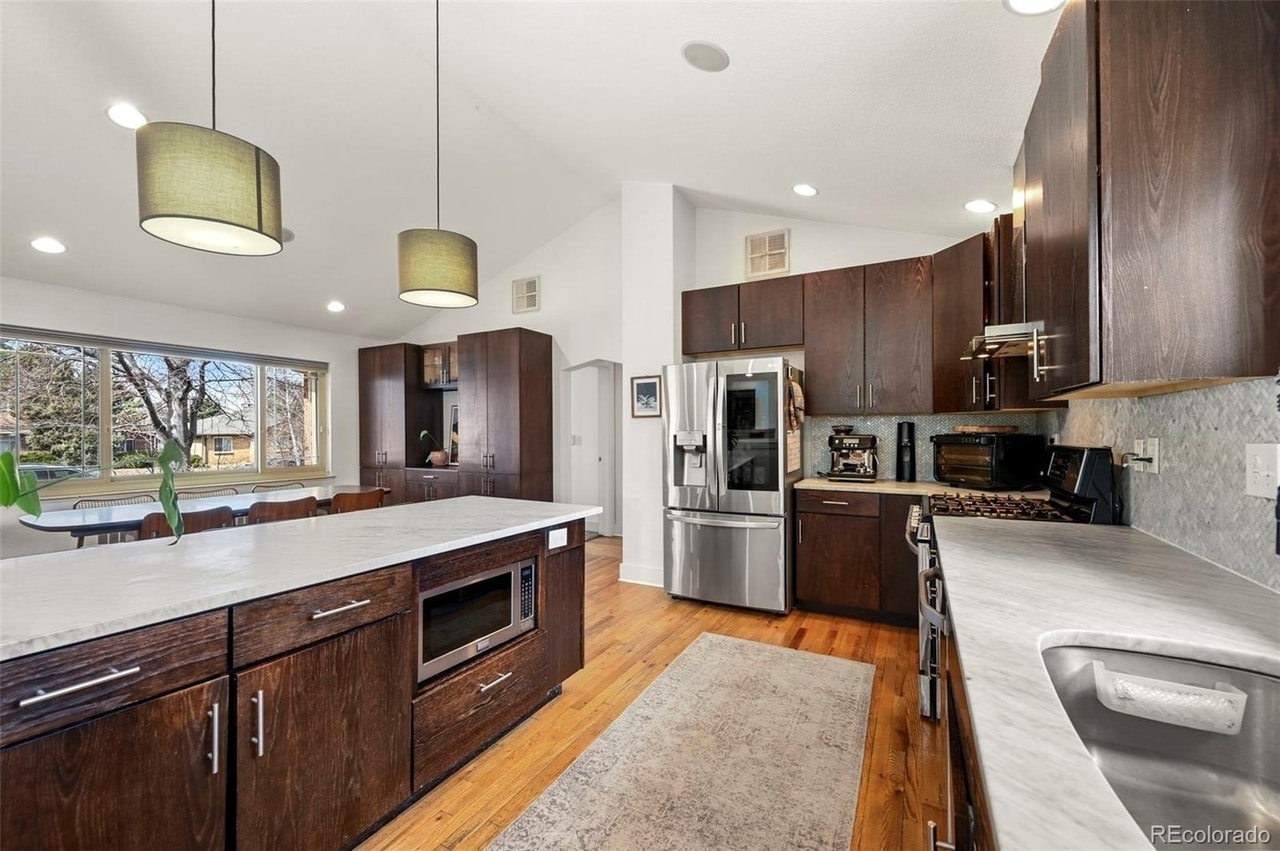 Kitchen - 2576 Krameria St