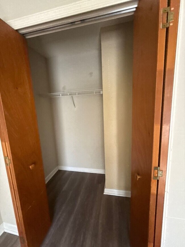 Building Photo - 904 Bald Eagle Run