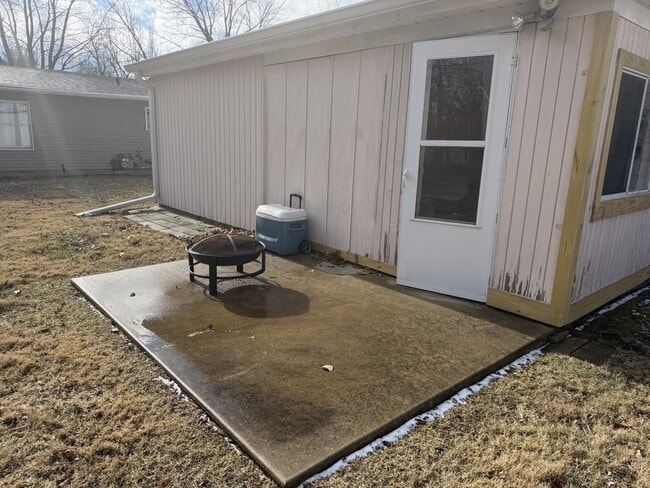 Building Photo - 2007 Schuyler Dr