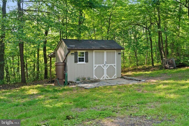 Building Photo - 39368 Longhill Ln