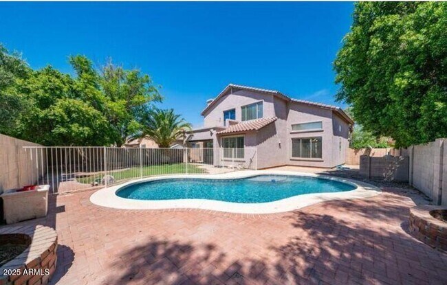 Building Photo - 3924 S Hollyhock Pl