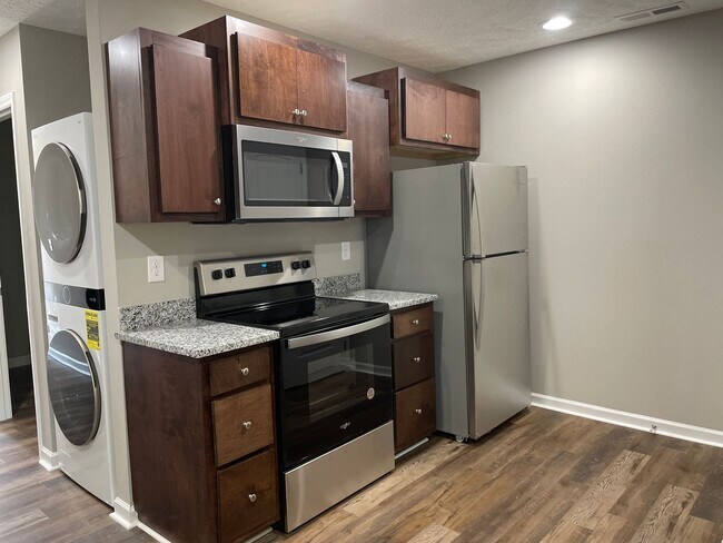 Building Photo - COMING SOON...Charming Townhome Minutes from Tim's Ford Lake!