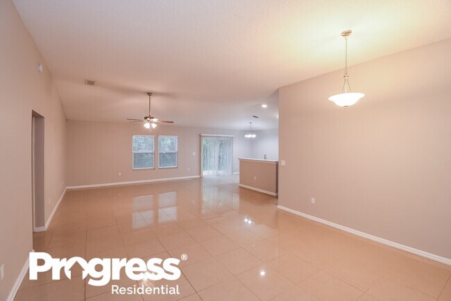 Building Photo - 10243 Normandy Cove St