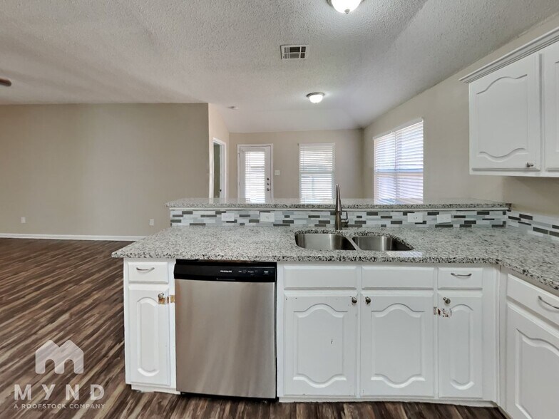 Building Photo - 1420 Jacksons Run