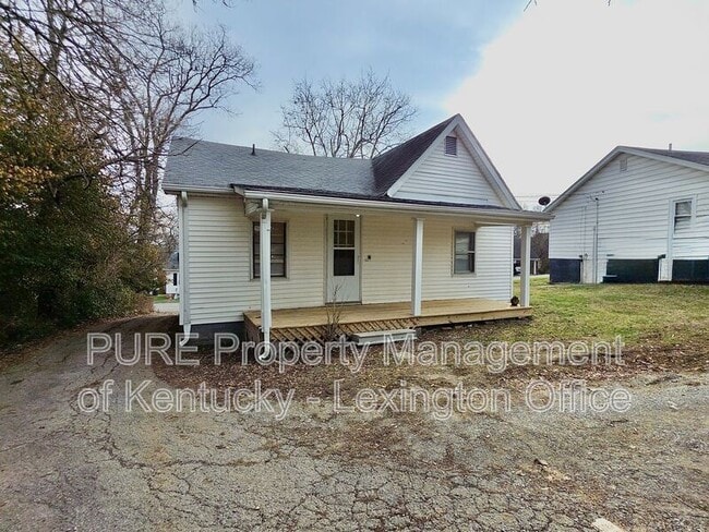 Building Photo - 122 S Magnolia St