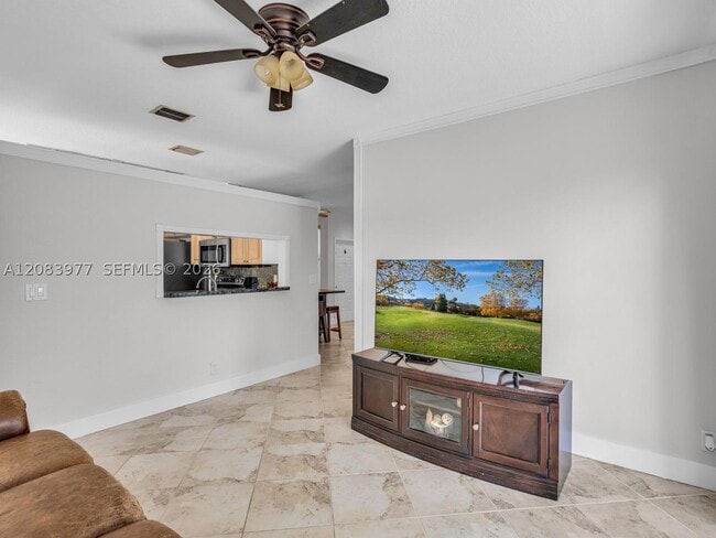 Building Photo - 15037 SW 50th Ct