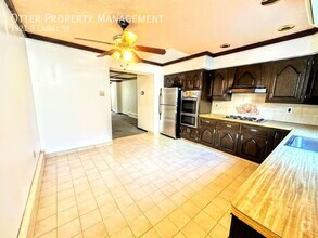 Building Photo - Lovely & Spacious 4BR/2BA South Philly Hom...