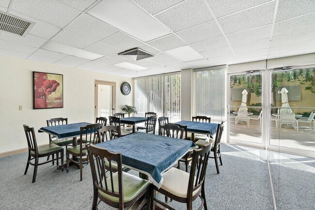 Building Photo - 3475 S Ocean Blvd