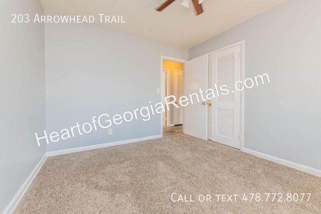 Building Photo - 203 Arrowhead Trl