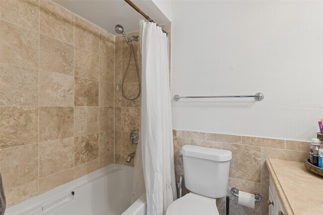 Building Photo - 10109 Regal Park Ln