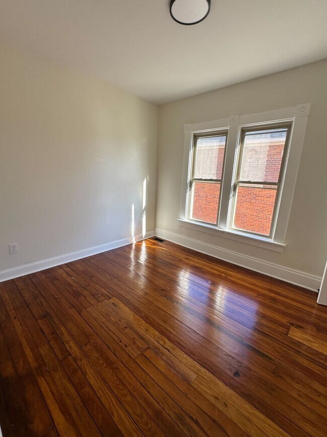 Building Photo - Wonderful 3/2 Home in the Heart of Columbus!