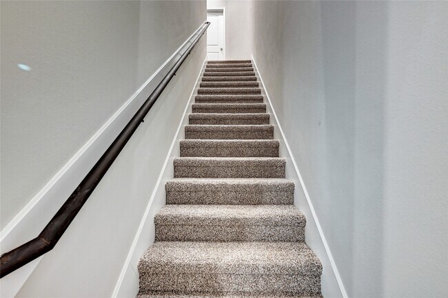 Building Photo - 10196 Barberry St