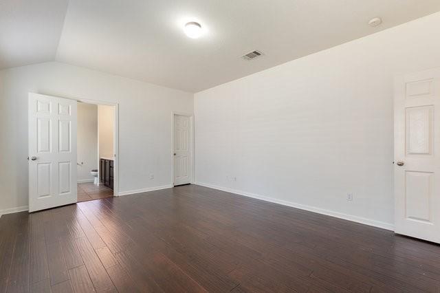 Building Photo - 1049 Regency Ln