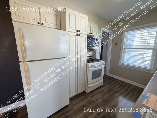 Building Photo - 1756 Tamarack Ave NW